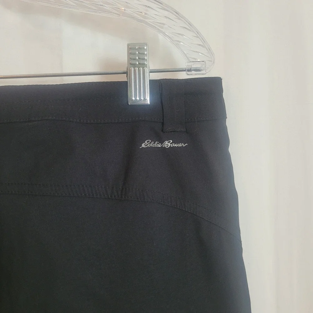 Eddie Bauer Womens Black Lightweight Capri Pants Hiking Outdoor Cargo Size 16
